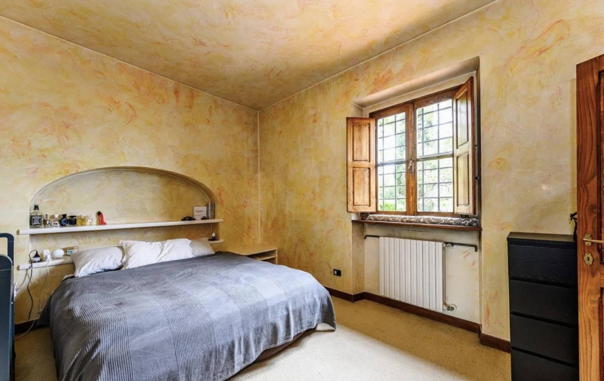 Prato, Prato, 50047, IT, 8 Bedrooms Bedrooms, ,6 BathroomsBathrooms,Residential,For Sale,1991549