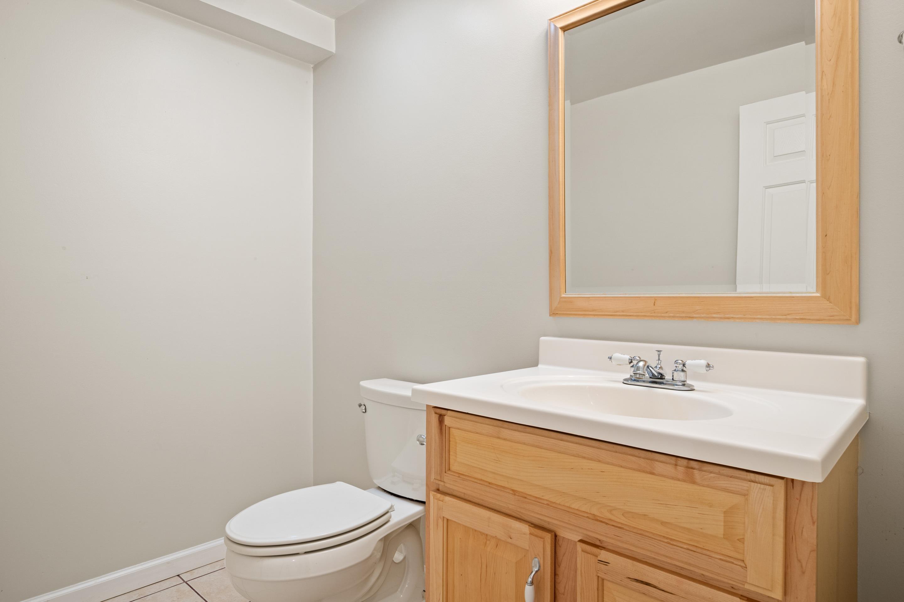 Blacksburg, Virginia, 24060, United States, 3 Bedrooms Bedrooms, ,4 BathroomsBathrooms,Residential,For Sale,1961376