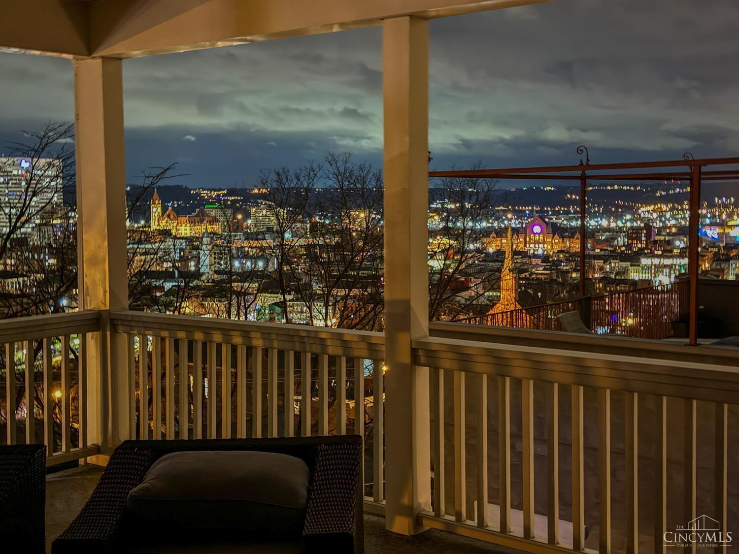 Cincinnati, Ohio, 45202, United States, 3 Bedrooms Bedrooms, ,4 BathroomsBathrooms,Residential,For Sale,1968931