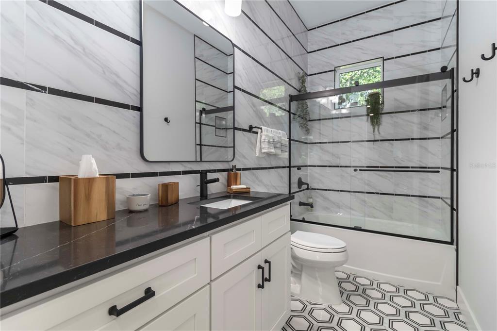 St Petersburg, Florida, 33713, United States, 3 Bedrooms Bedrooms, ,3 BathroomsBathrooms,Residential,For Sale,1898616
