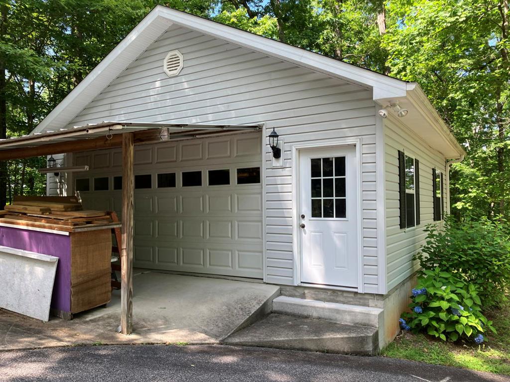 Young Harris, Georgia, 30582, United States, 3 Bedrooms Bedrooms, ,3 BathroomsBathrooms,Residential,For Sale,1847113