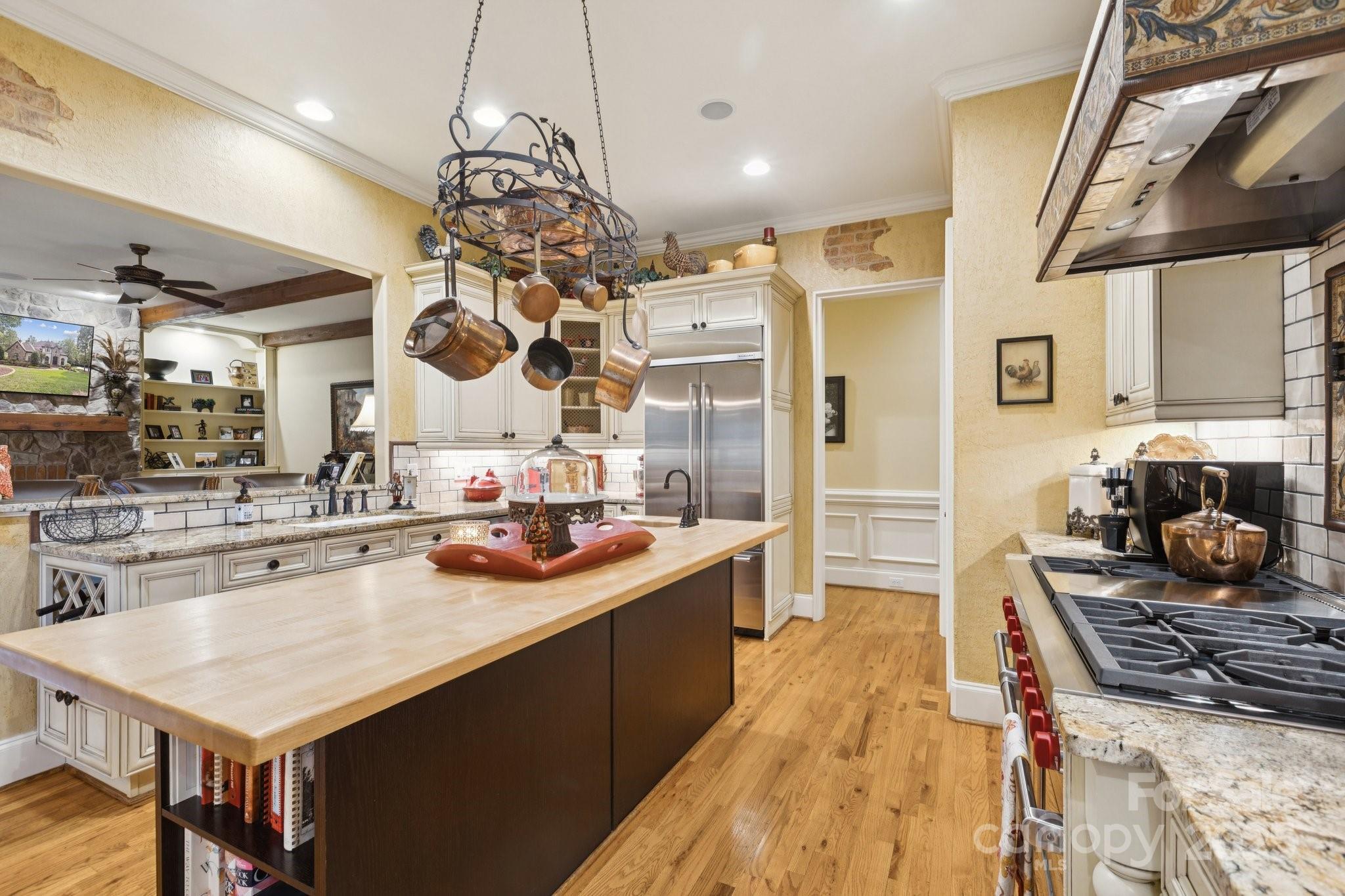 Waxhaw, North Carolina, 28173, United States, 5 Bedrooms Bedrooms, ,4 BathroomsBathrooms,Residential,For Sale,1940354