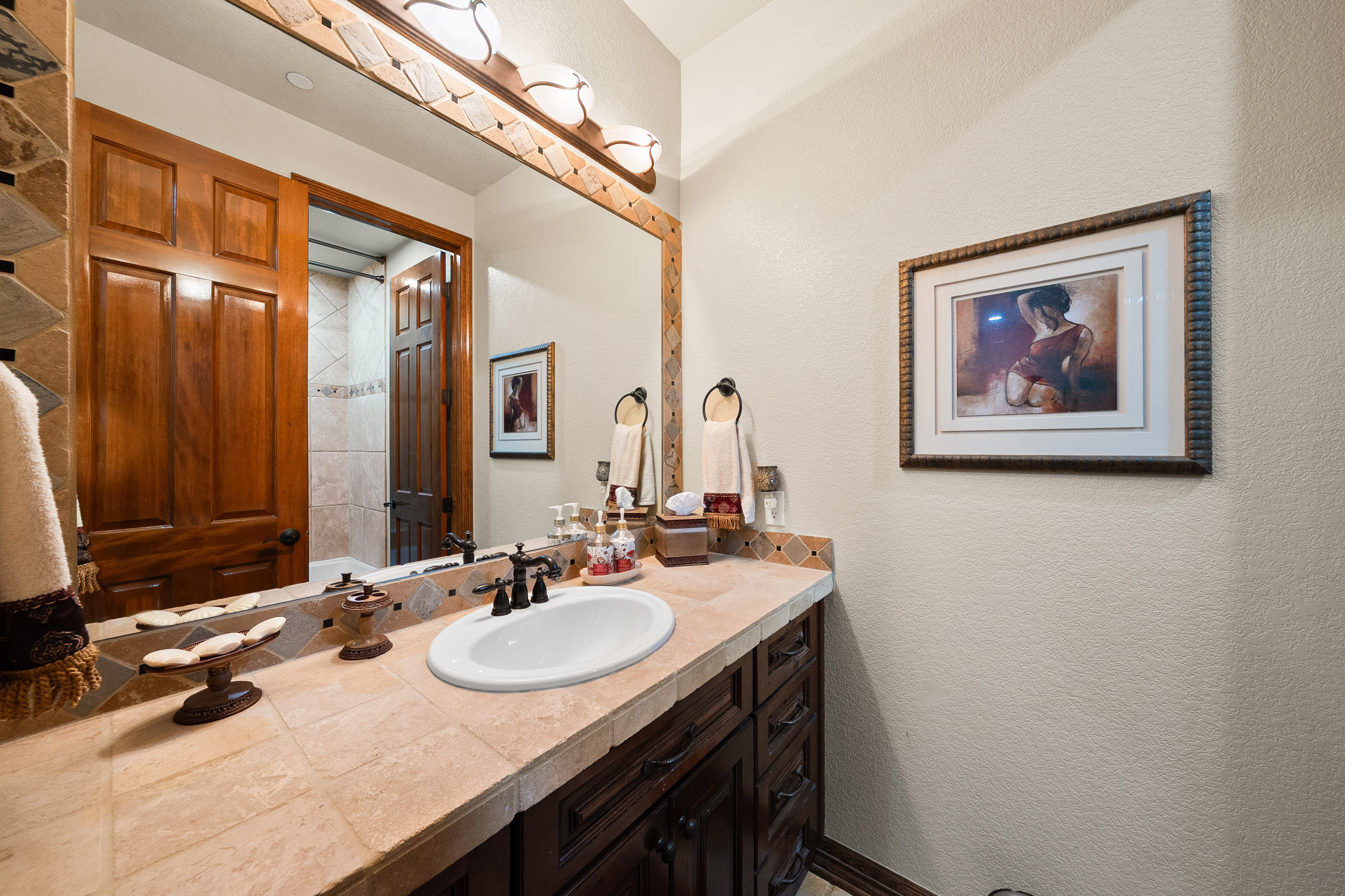  Exceptional ranch-style home in the prestigious gated golf course community - 物件實景