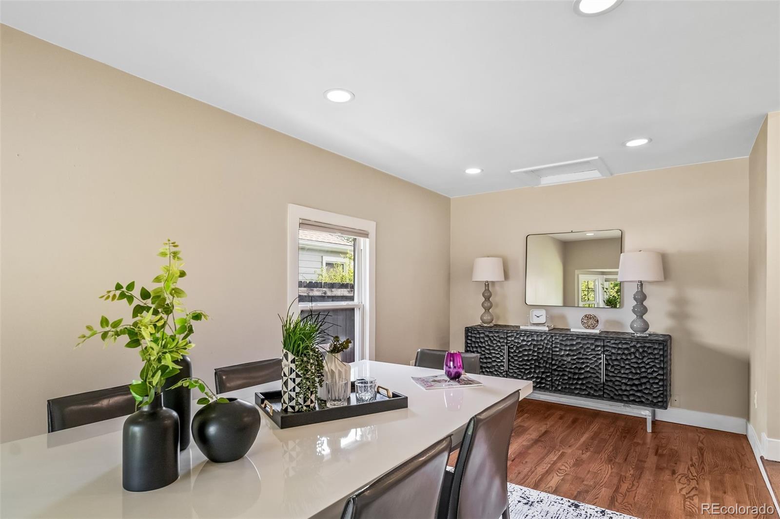 Denver, Colorado, 80210, United States, 3 Bedrooms Bedrooms, ,2 BathroomsBathrooms,Residential,For Sale,1939073