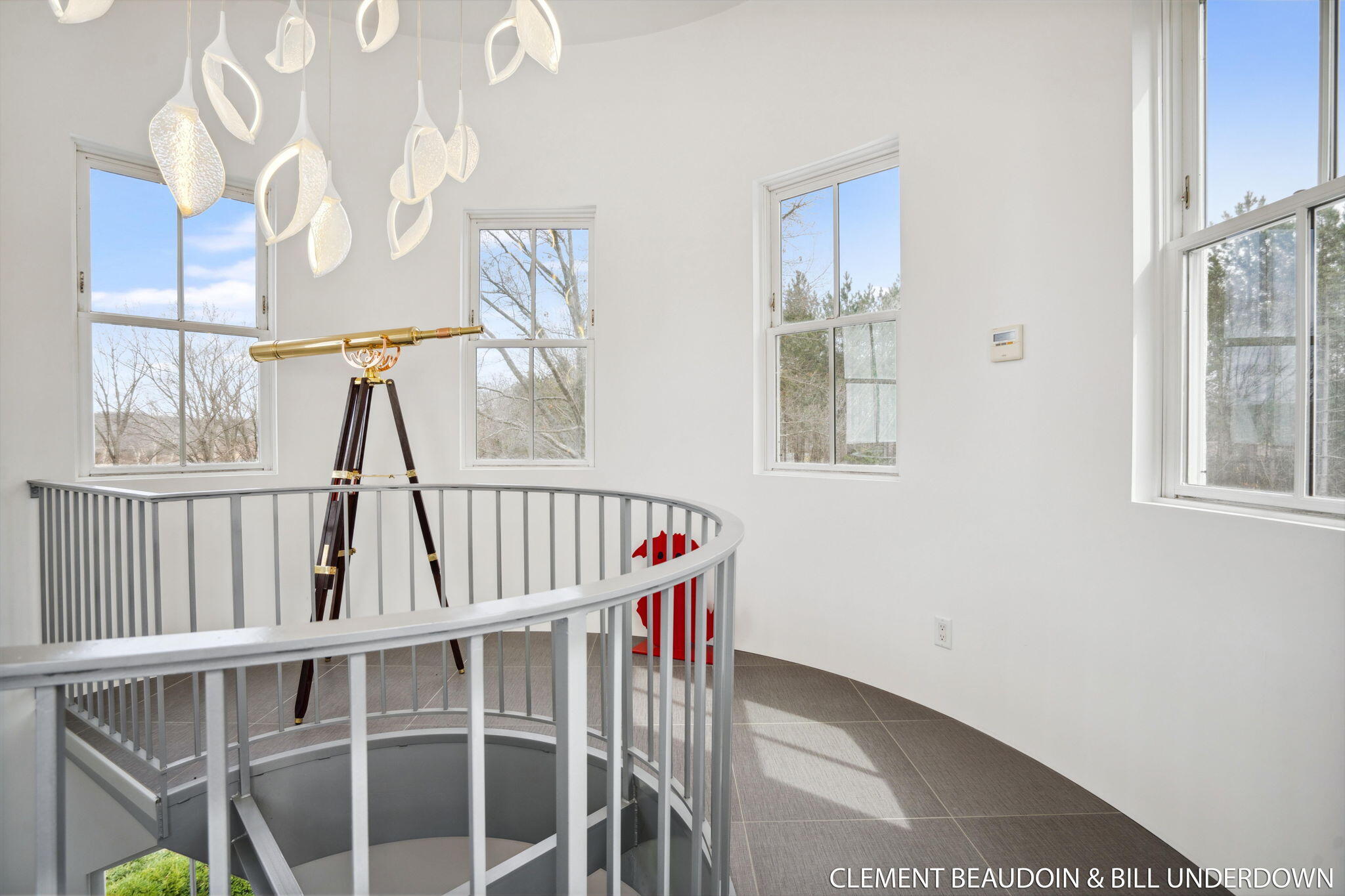 Fennville, Michigan, 49408, United States, 5 Bedrooms Bedrooms, ,7 BathroomsBathrooms,Residential,For Sale,1973707