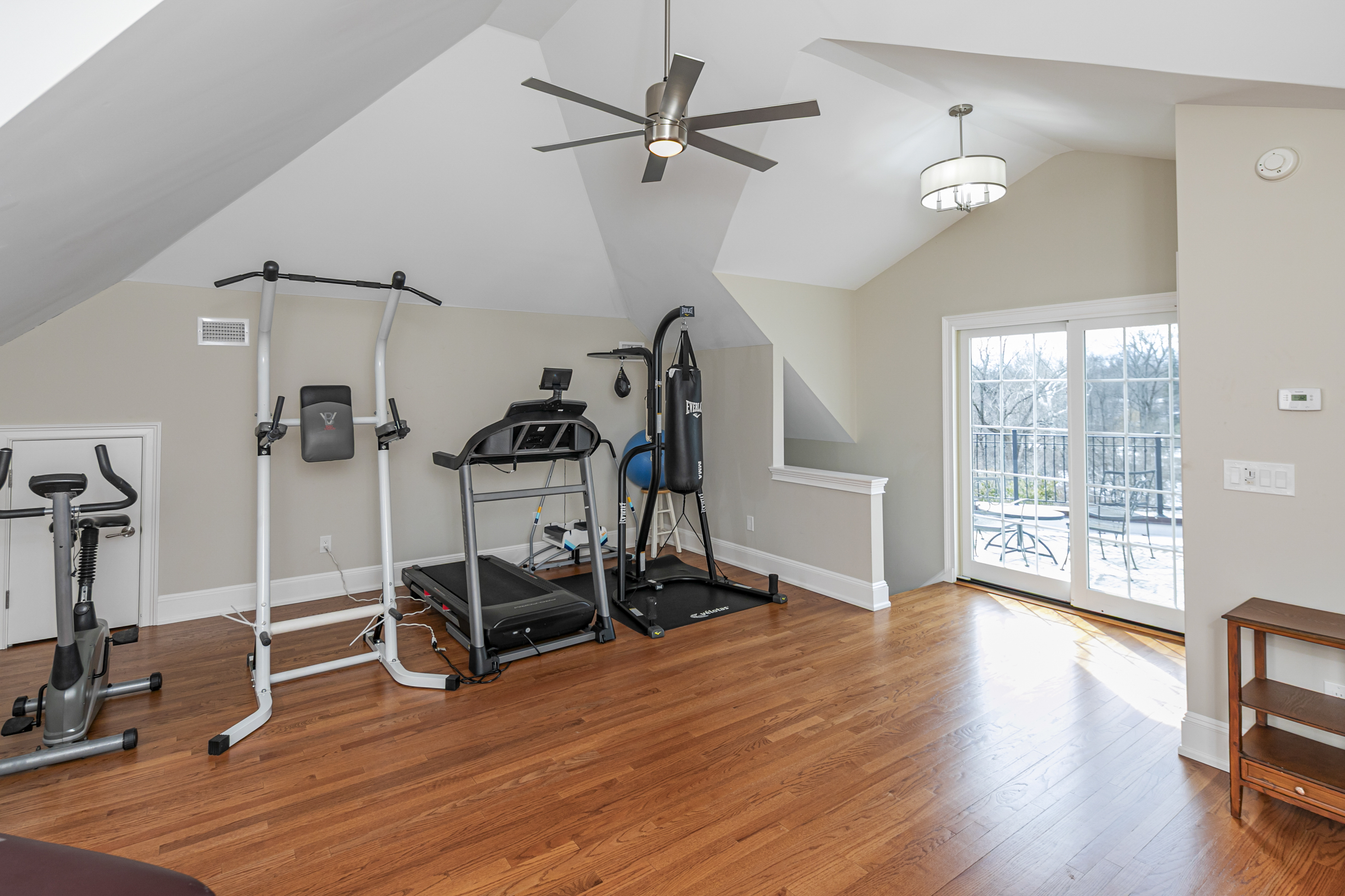  Magical Views, Glorious Grounds and Smart Updates Near The Hun School - 物件實景