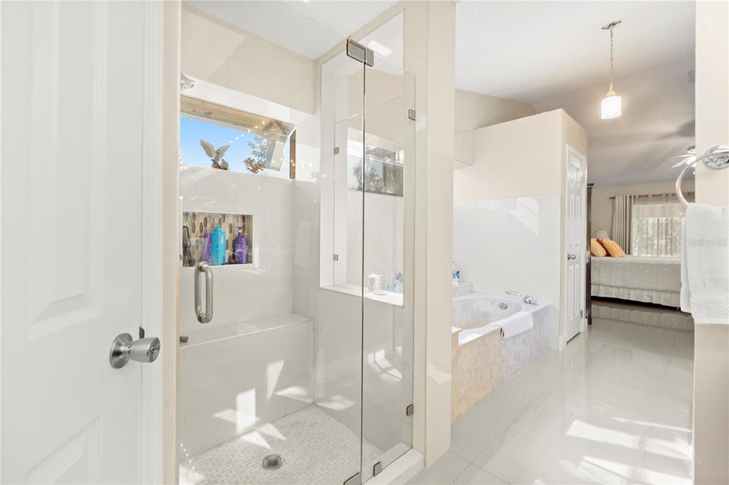 Windermere, Florida, 34786, United States, 4 Bedrooms Bedrooms, ,2 BathroomsBathrooms,Residential,For Sale,1956495