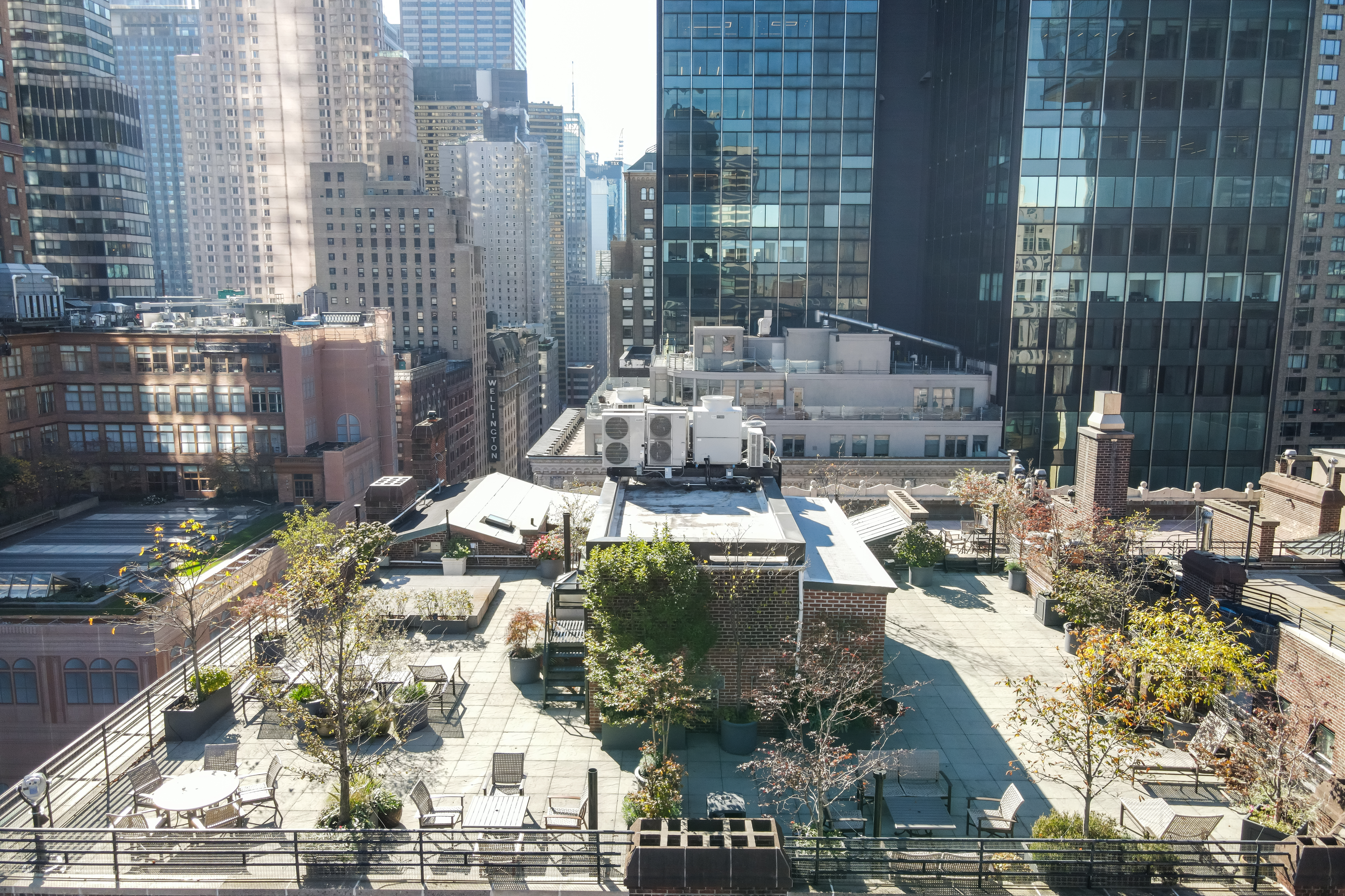  205 W 57 St The Osborne - 物件實景