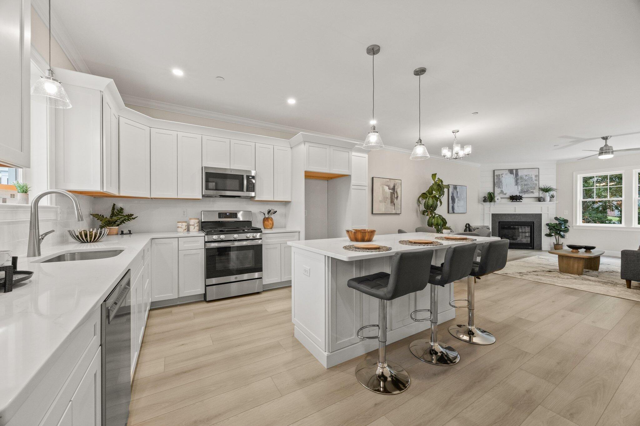 Sagamore Beach, Massachusetts, 02562, United States, 2 Bedrooms Bedrooms, ,2 BathroomsBathrooms,Residential,For Sale,1877574