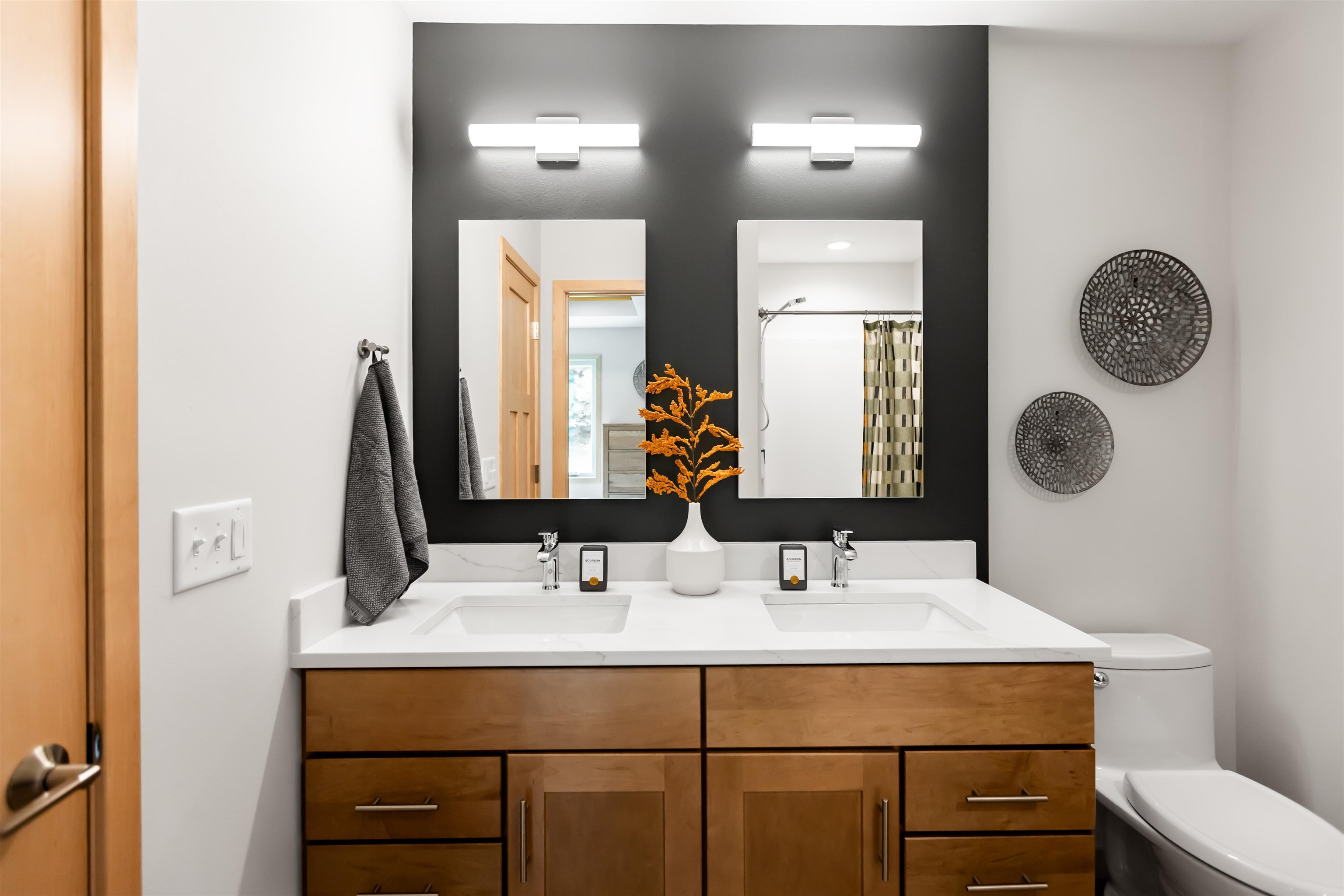 Milton, Wisconsin, 53563, United States, 3 Bedrooms Bedrooms, ,2 BathroomsBathrooms,Residential,For Sale,1983737