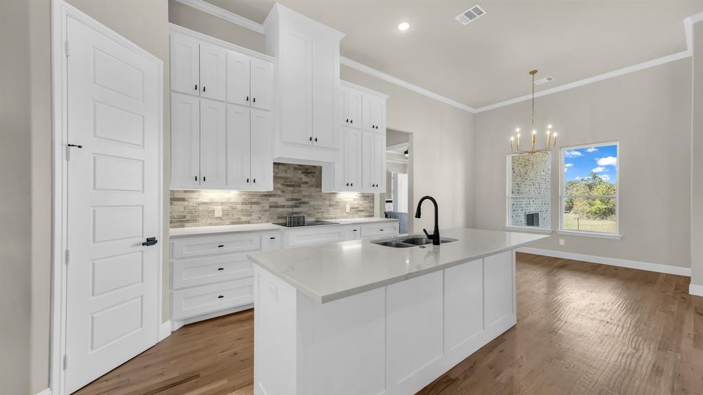 Poolville, Texas, 76487, United States, 4 Bedrooms Bedrooms, ,3 BathroomsBathrooms,Residential,For Sale,1998722