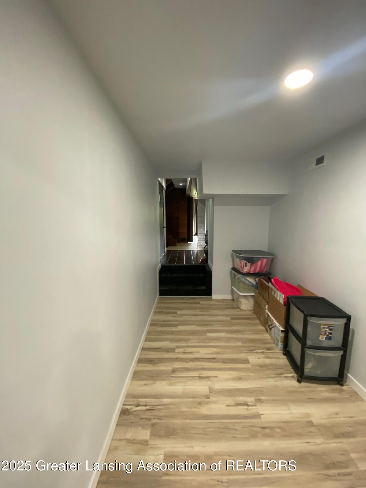 Eagle, Michigan, 48822, United States, 4 Bedrooms Bedrooms, ,4 BathroomsBathrooms,Residential,For Sale,1807523