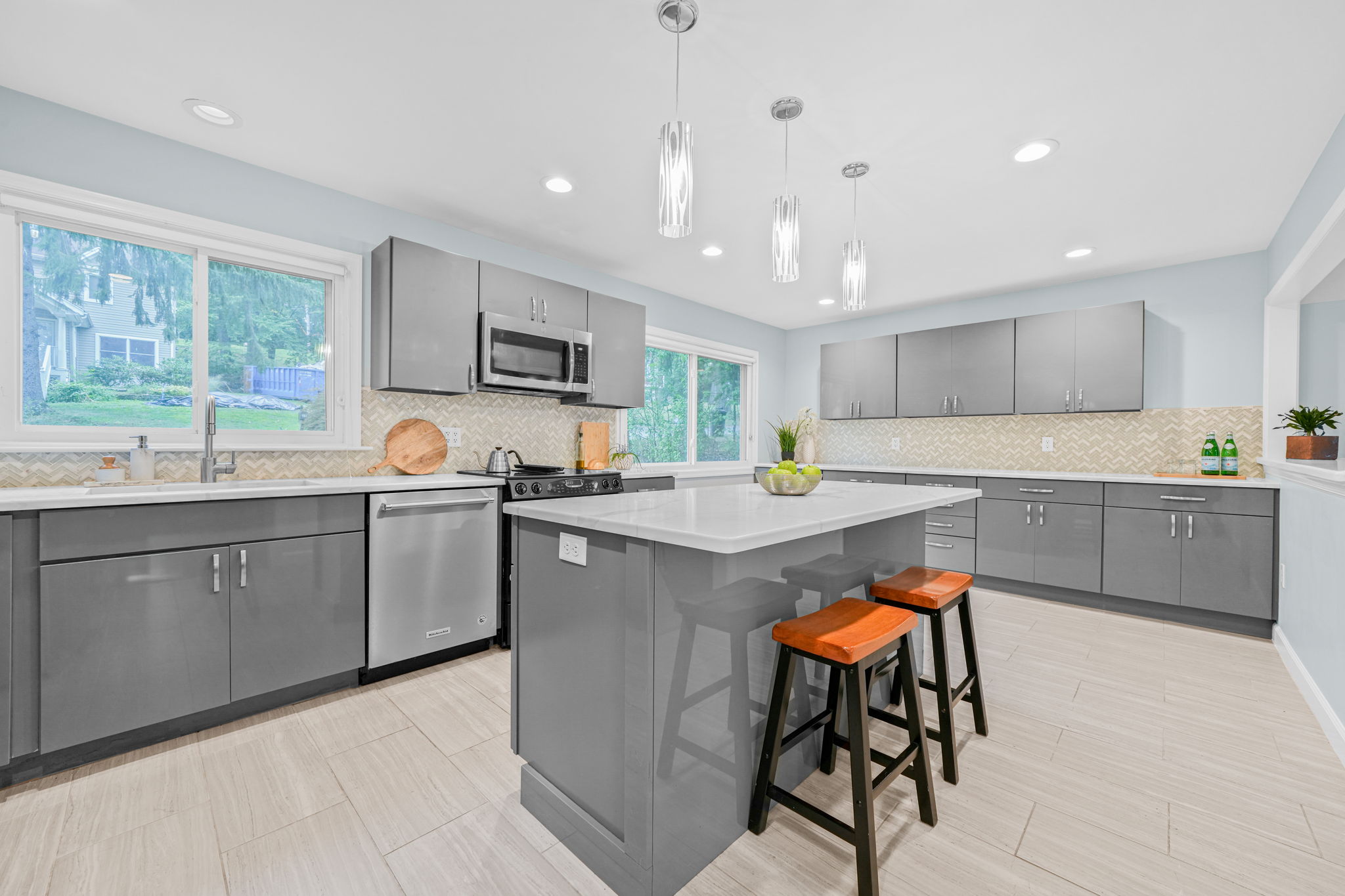 Denville Twp, New Jersey, 07834, United States, 4 Bedrooms Bedrooms, ,3 BathroomsBathrooms,Residential,For Sale,1928892