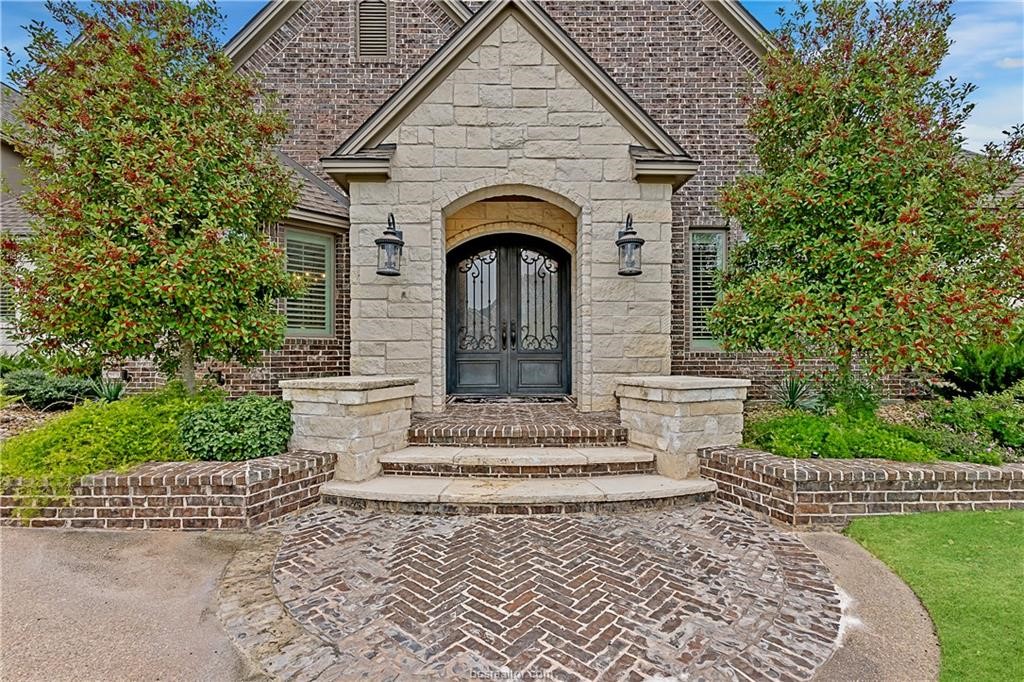 College Station, Texas, 77845, United States, 6 Bedrooms Bedrooms, ,7 BathroomsBathrooms,Residential,For Sale,2000779