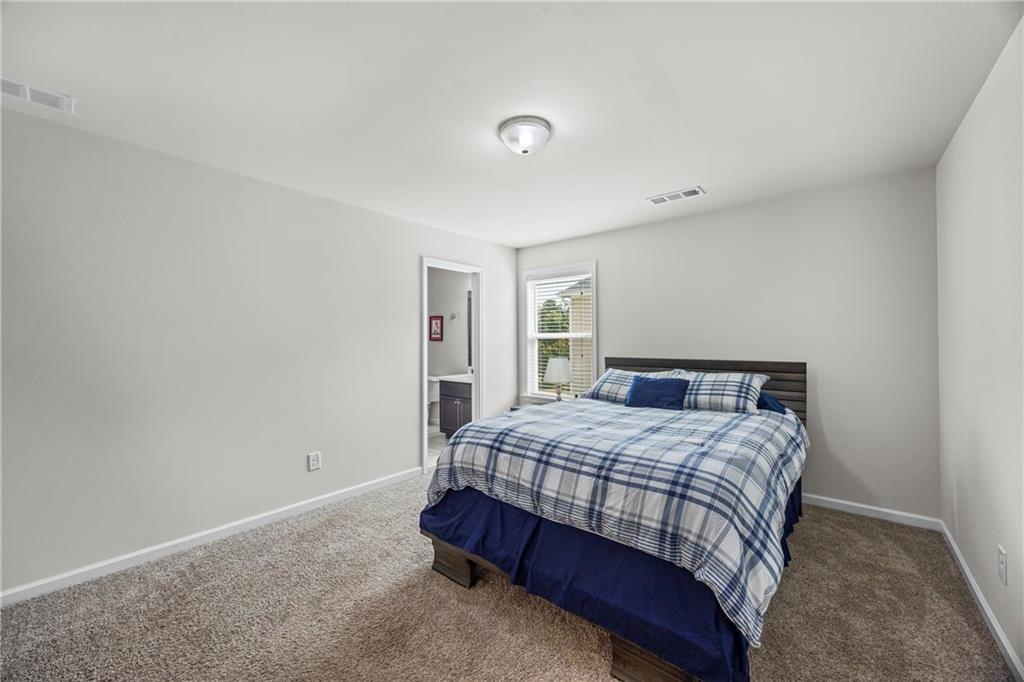 Cumming, Georgia, 30028, United States, 5 Bedrooms Bedrooms, ,4 BathroomsBathrooms,Residential,For Sale,1976985