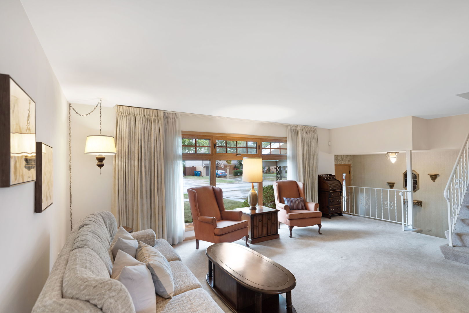 Des plaines, Illinois, 60016, United States, 3 Bedrooms Bedrooms, ,3 BathroomsBathrooms,Residential,For Sale,1991733