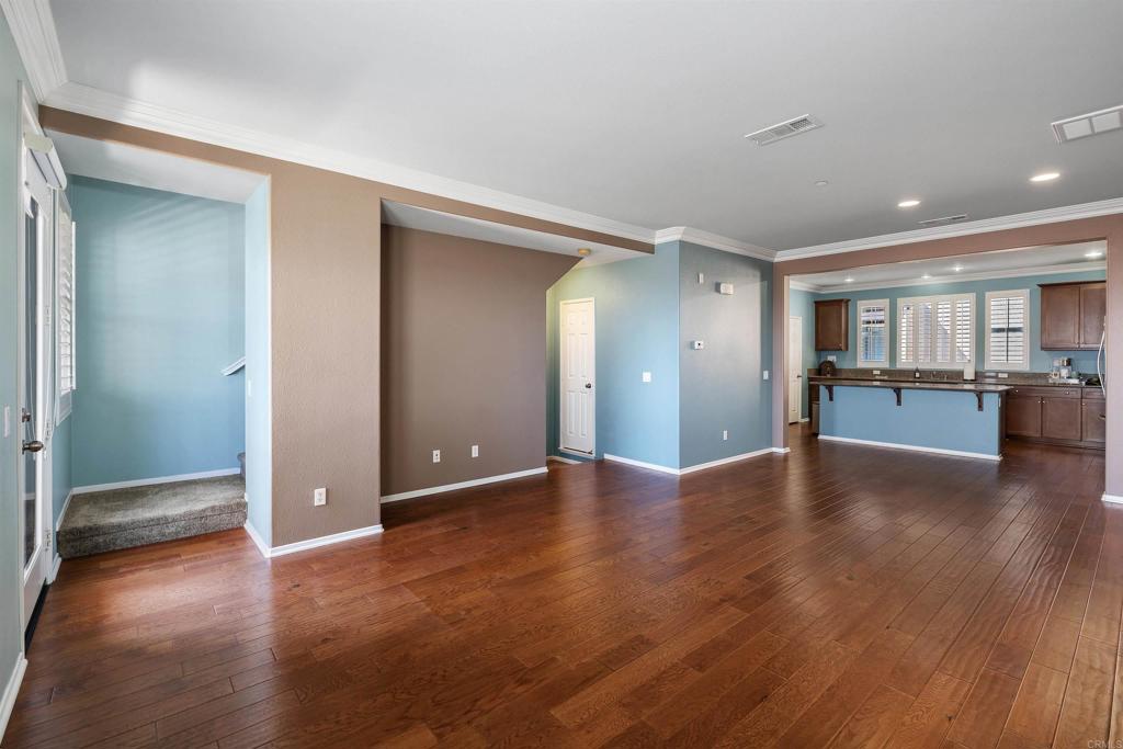 Santee, California, 92071, United States, 3 Bedrooms Bedrooms, ,4 BathroomsBathrooms,Residential,For Sale,1907721