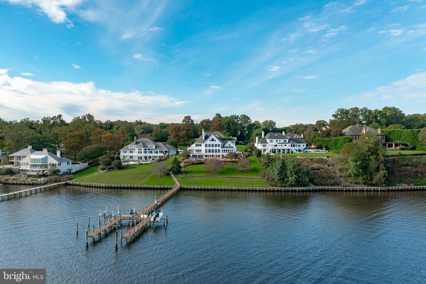 Annapolis, Maryland, 21401, United States, 6 Bedrooms Bedrooms, ,9 BathroomsBathrooms,Residential,For Sale,1744744