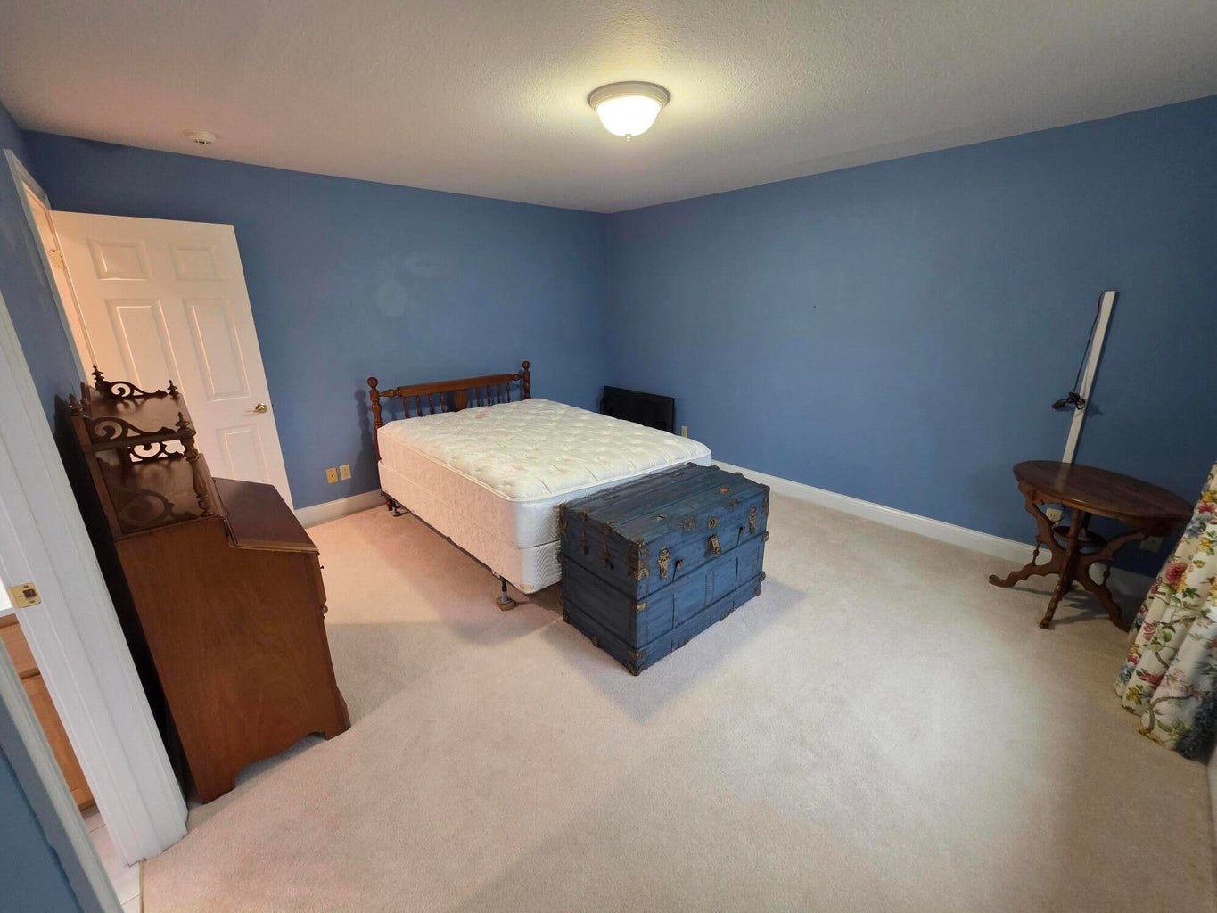 Somerset, Kentucky, 42503, United States, 4 Bedrooms Bedrooms, ,4 BathroomsBathrooms,Residential,For Sale,2048001