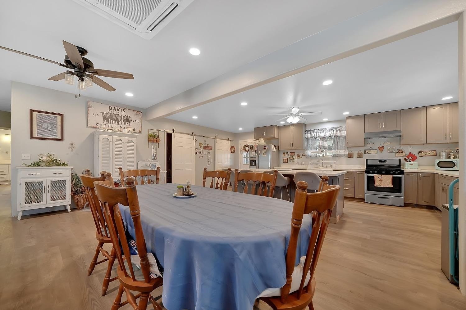 Burson, California, 95225, United States, 2 Bedrooms Bedrooms, ,2 BathroomsBathrooms,Residential,For Sale,1976966