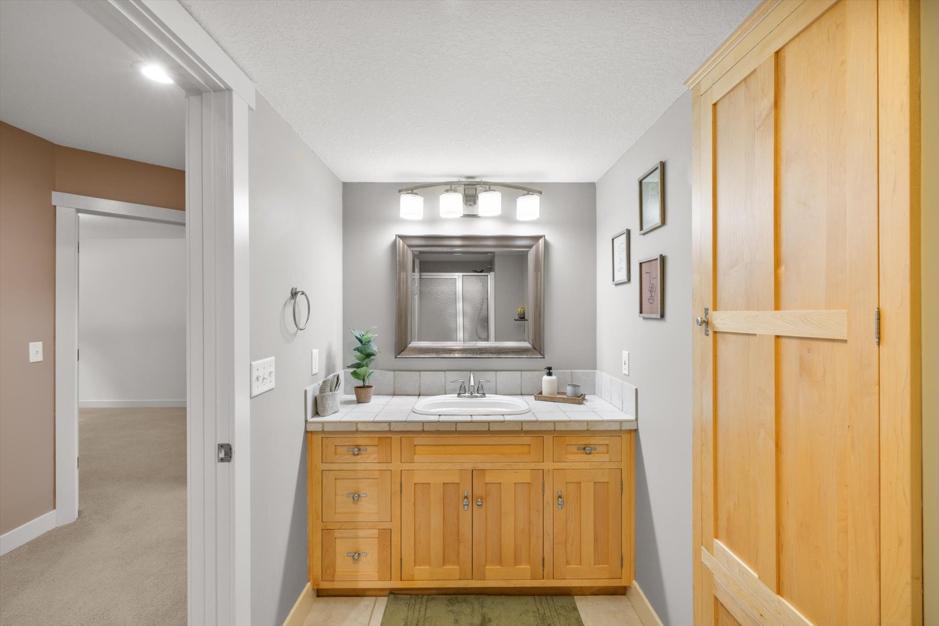  Exceptional Living in the Award Winning Wayzata District - 物件實景