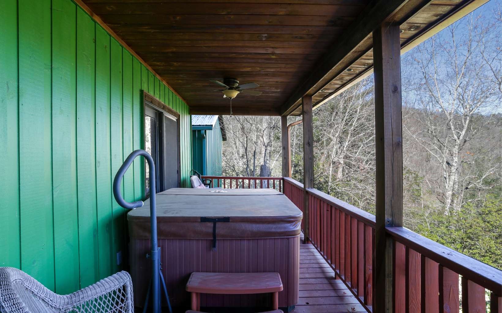 Hiawassee, Georgia, 30546, United States, 3 Bedrooms Bedrooms, ,3 BathroomsBathrooms,Residential,For Sale,1944603