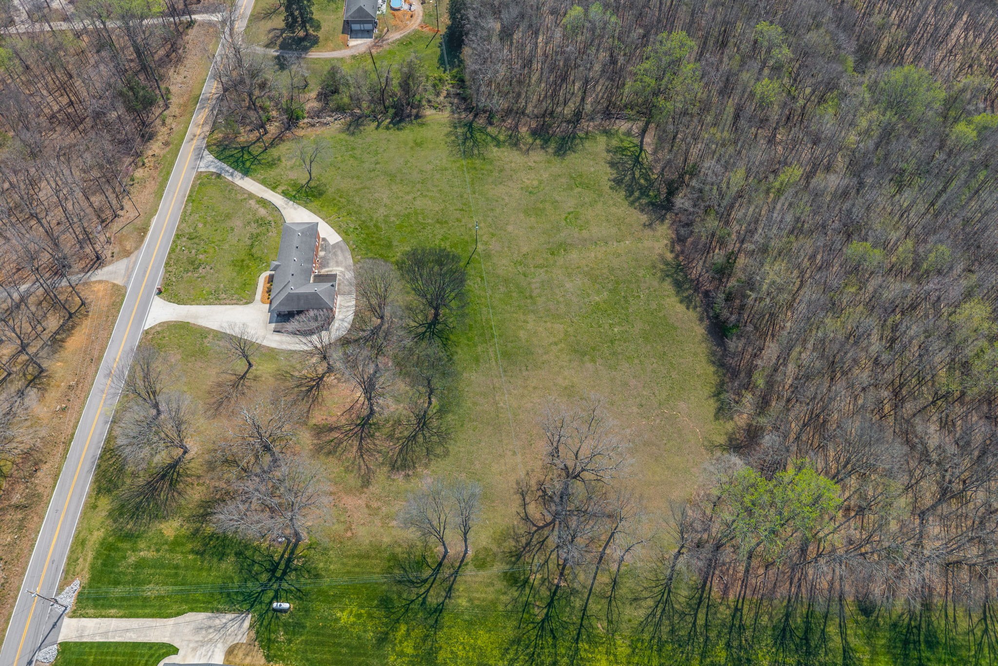 Clarksville, Tennessee, 37040, United States, 2 Bedrooms Bedrooms, ,2 BathroomsBathrooms,Residential,For Sale,2030332