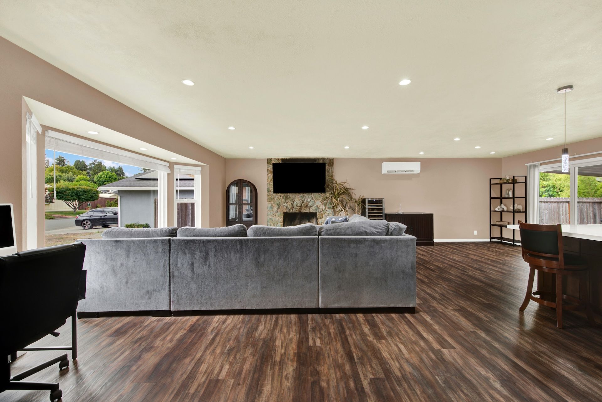  Wonderfully Updated Browns Valley Home - 物件實景