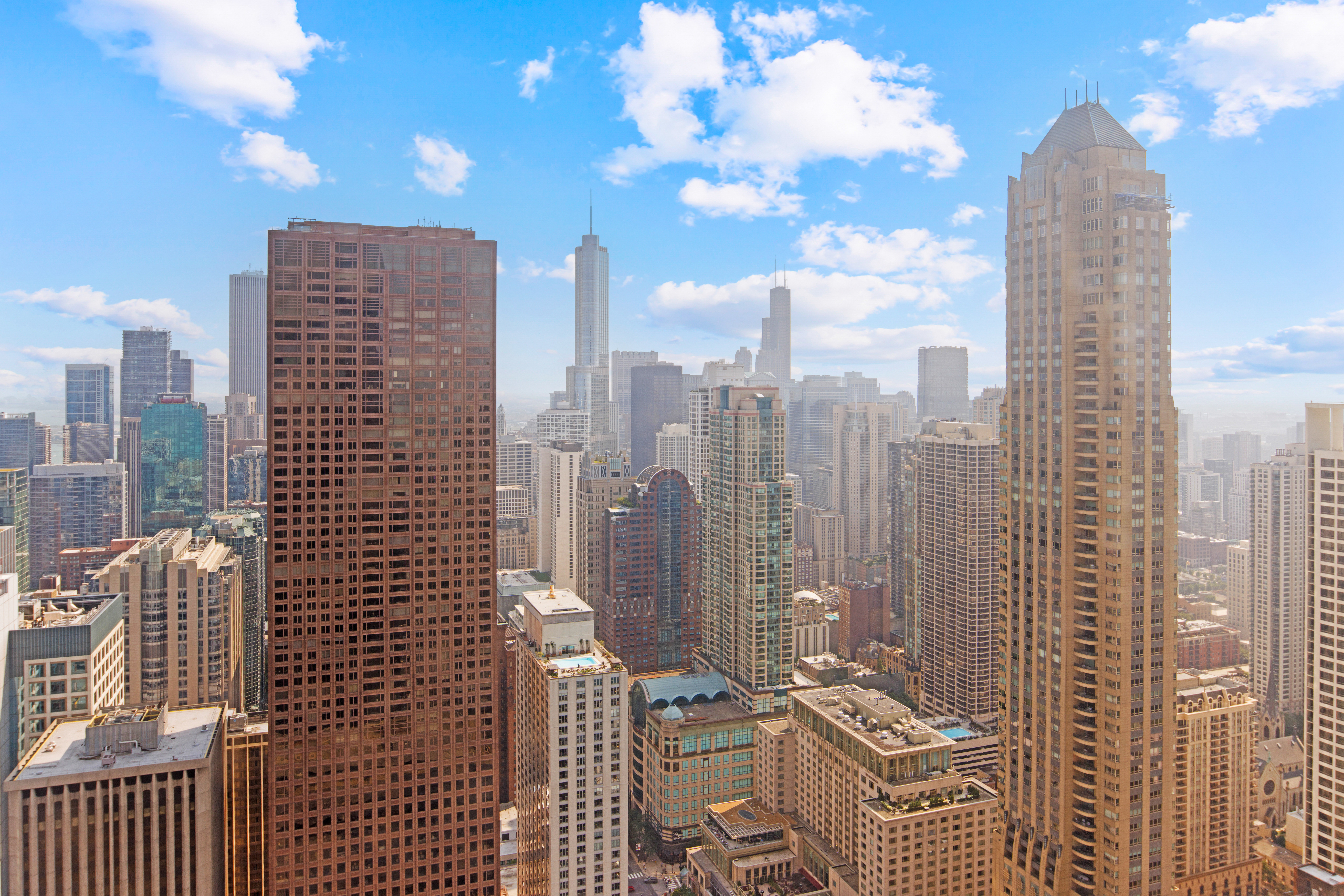  Sunny South-Facing Studio, High Ceilings, Spectacular Views - 物件實景