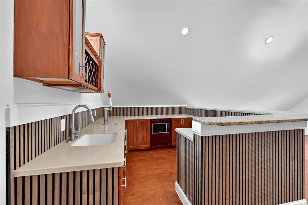 Warwick, New York, 10990, United States, 5 Bedrooms Bedrooms, ,4 BathroomsBathrooms,Residential,For Sale,1981547