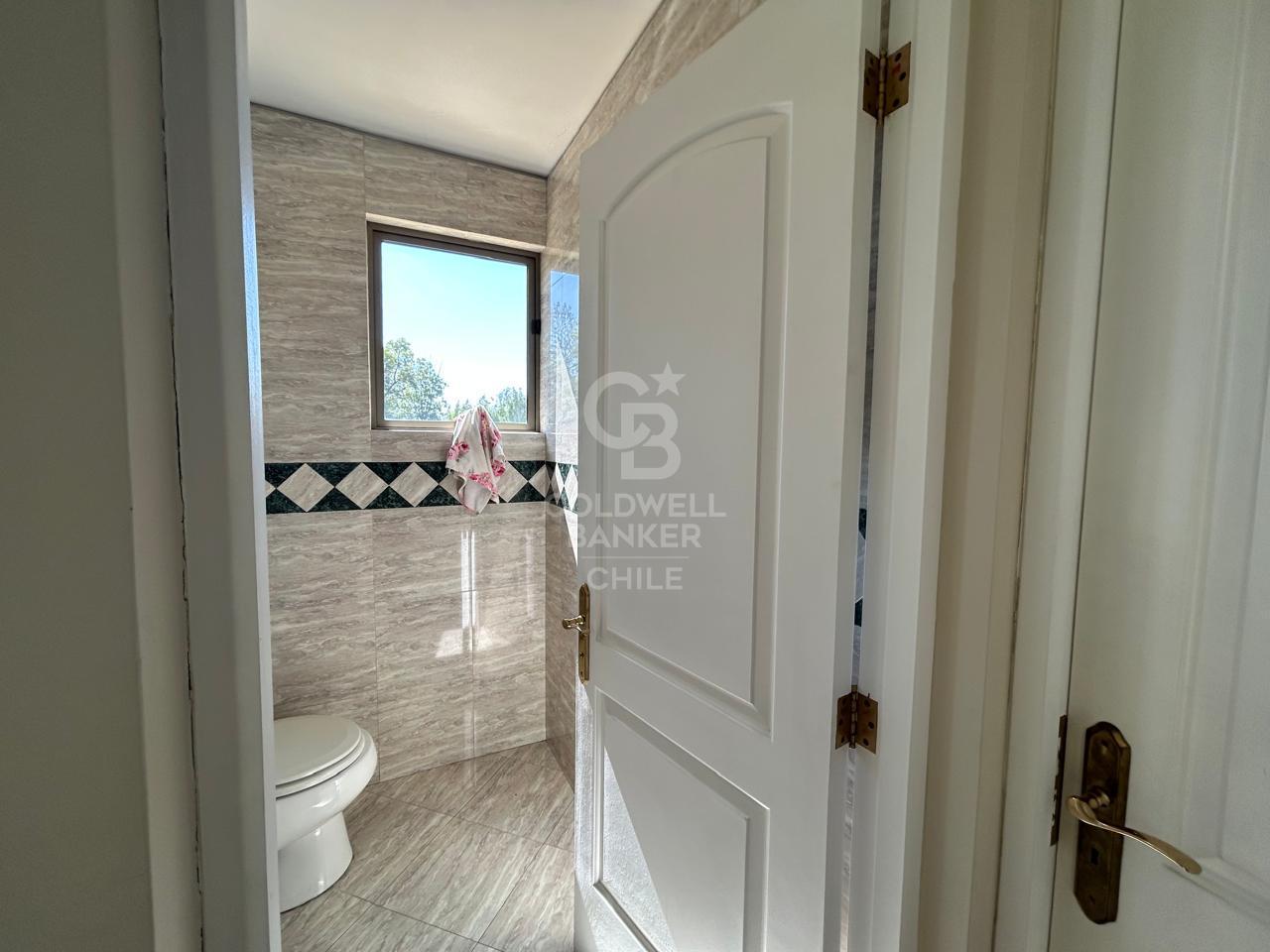 Las Condes, Chile, 5 Bedrooms Bedrooms, ,4 BathroomsBathrooms,Residential,For Sale,1960826