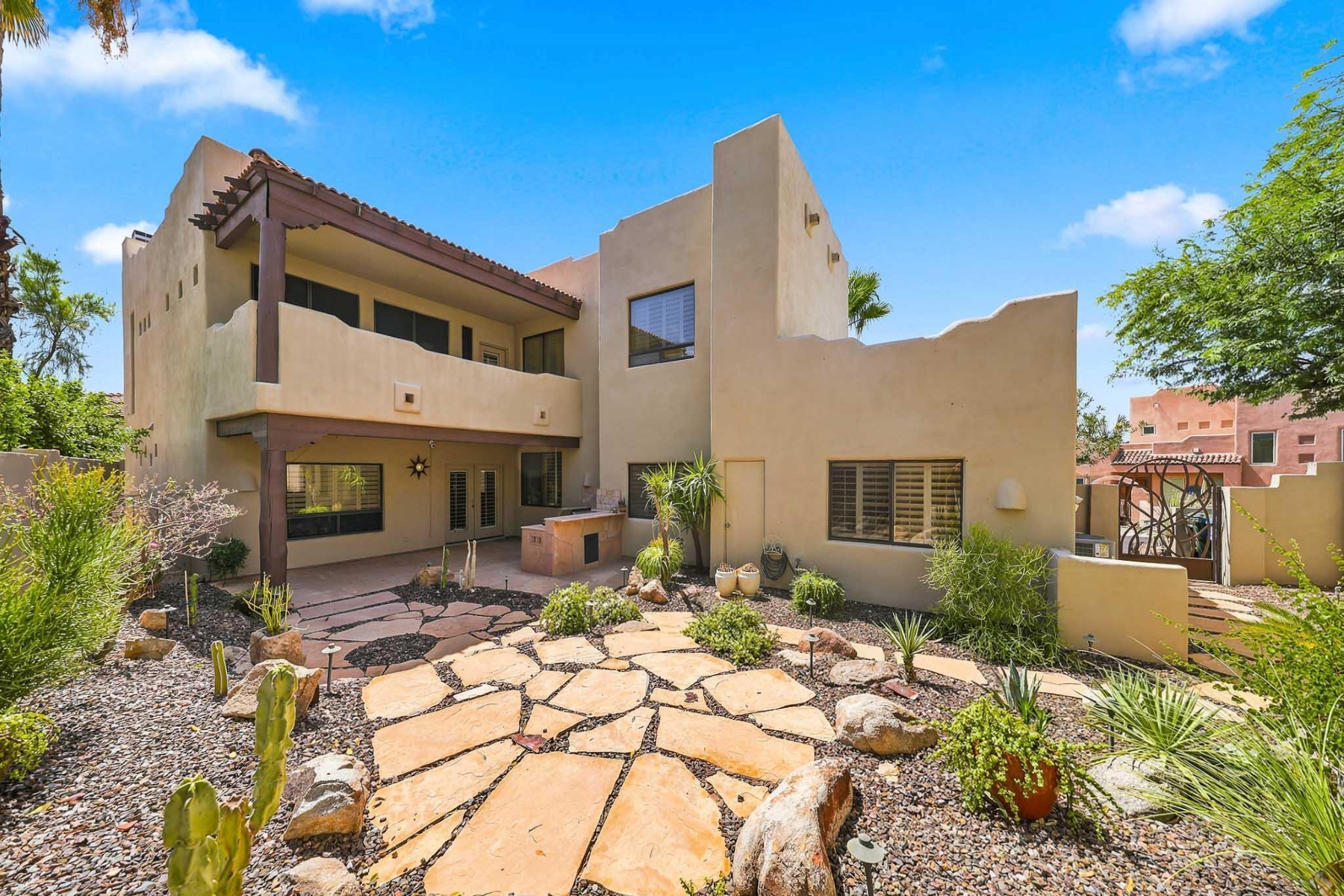  1732 E Gelding Dr¦Phoenix, AZ - 物件實景