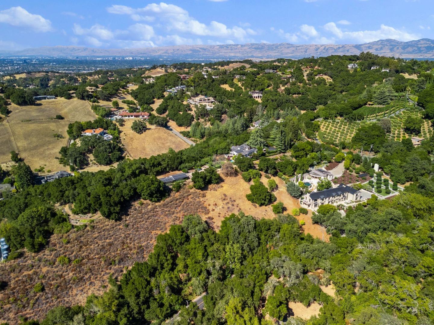 Los Gatos, California, 95032, United States, 4 Bedrooms Bedrooms, ,4 BathroomsBathrooms,Residential,For Sale,1918329