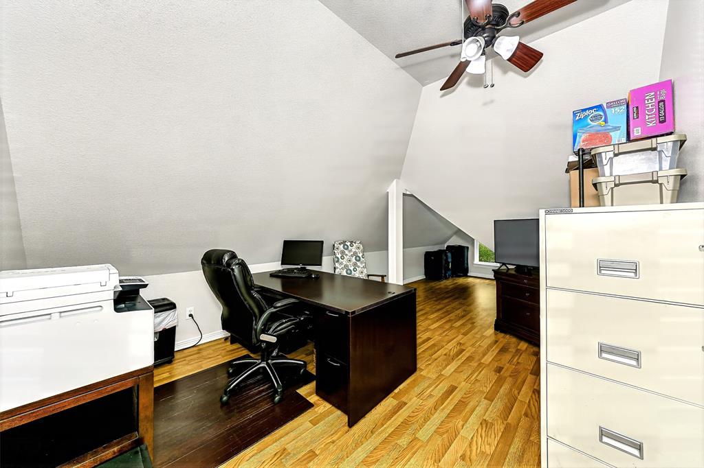 Fort Worth, Texas, 76179, United States, 4 Bedrooms Bedrooms, ,4 BathroomsBathrooms,Residential,For Sale,1915510