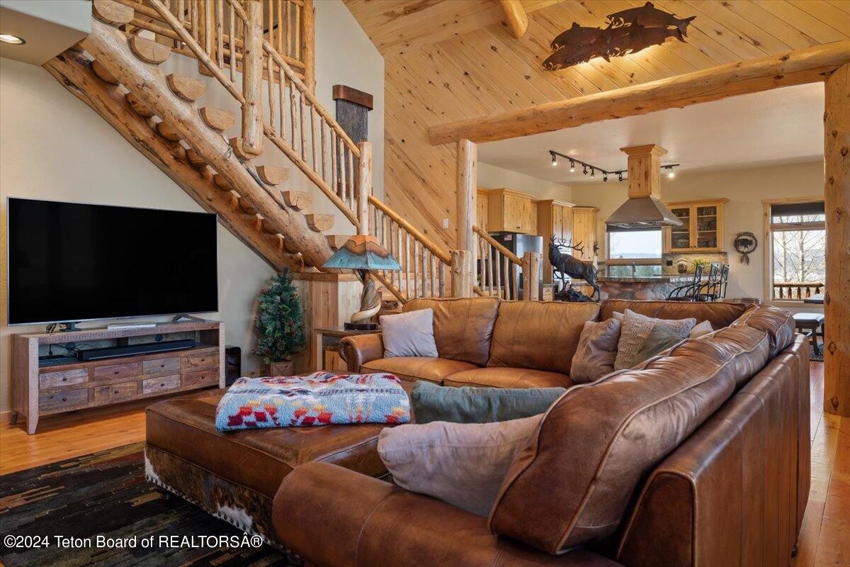 501 KEYSTONE Trail, Etna, Wyoming, 83118, United States, 5 Bedrooms Bedrooms, ,4 BathroomsBathrooms,Residential,For Sale,501 KEYSTONE Trail,1517312