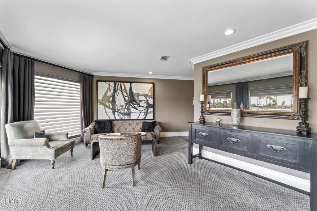 Ventura, California, 93001, United States, 5 Bedrooms Bedrooms, ,3 BathroomsBathrooms,Residential,For Sale,1839007