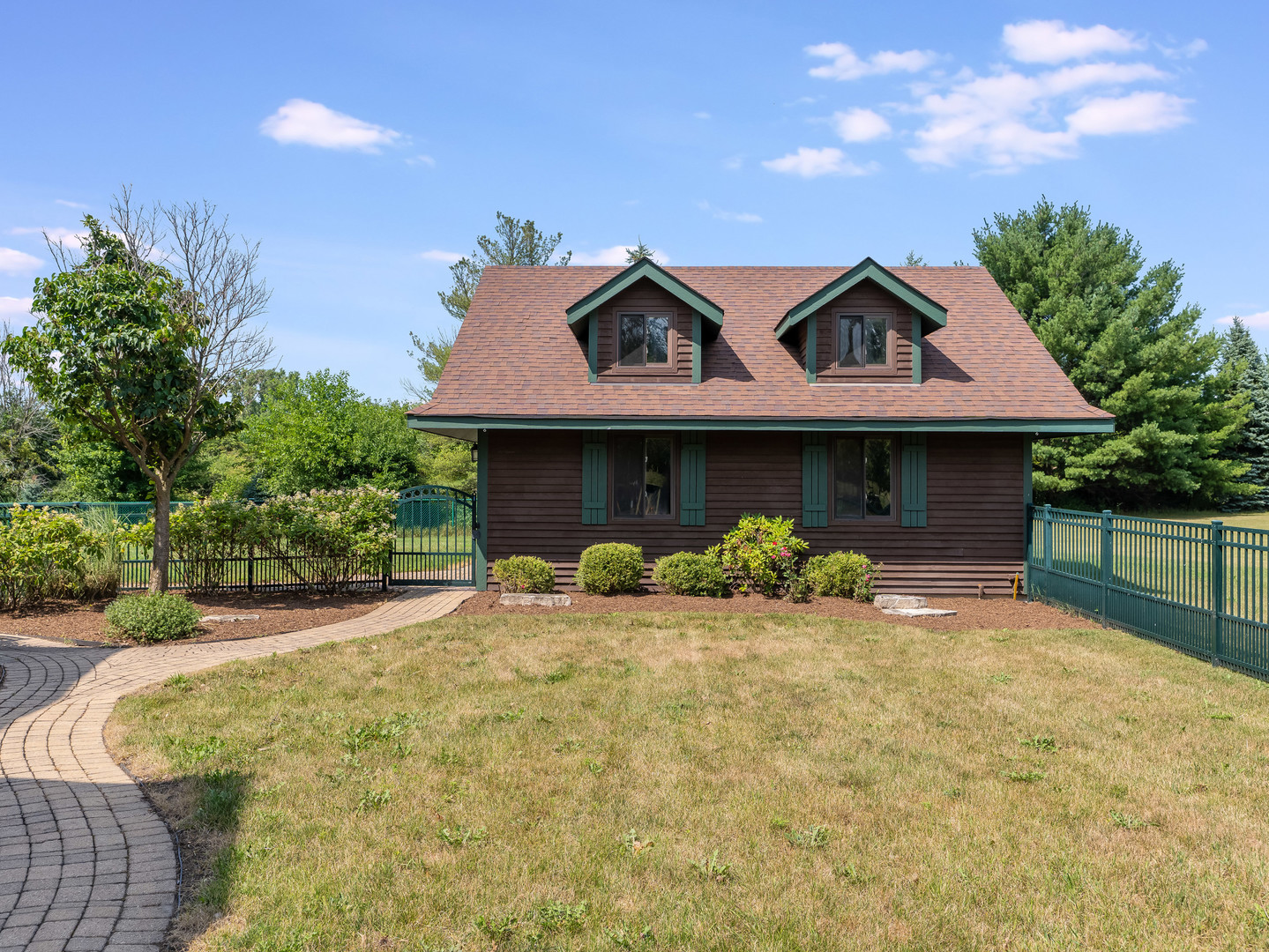 Frankfort, Illinois, 60423, United States, 8 Bedrooms Bedrooms, ,7 BathroomsBathrooms,Residential,For Sale,1911769