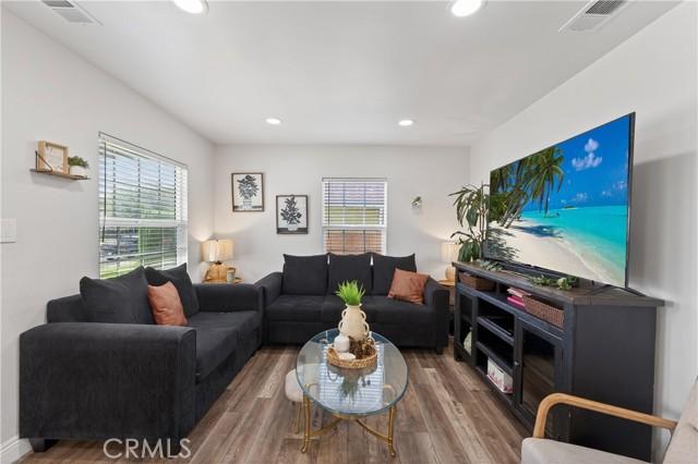 Torrance, California, 90501, United States, 3 Bedrooms Bedrooms, ,2 BathroomsBathrooms,Residential,For Sale,2006041