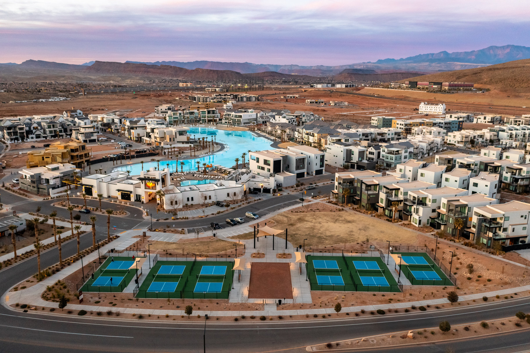  Short Term Rental Opportunity In Desert Color - 物件實景