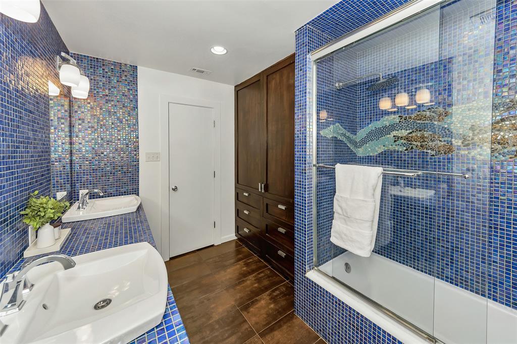 Colleyville, Texas, 76034, United States, 4 Bedrooms Bedrooms, ,3 BathroomsBathrooms,Residential,For Sale,1927837