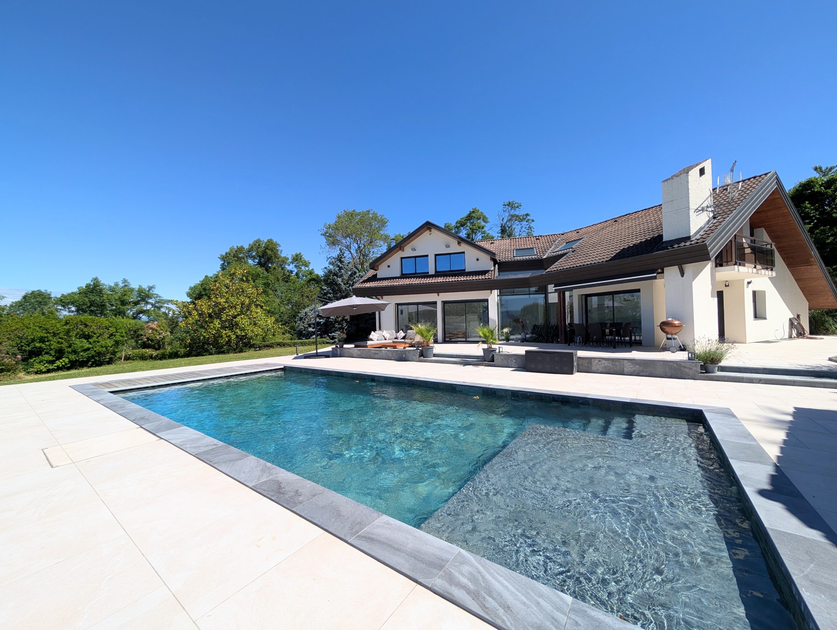  Contemporary Villa with 4 Ensuite Bedrooms - 物件實景