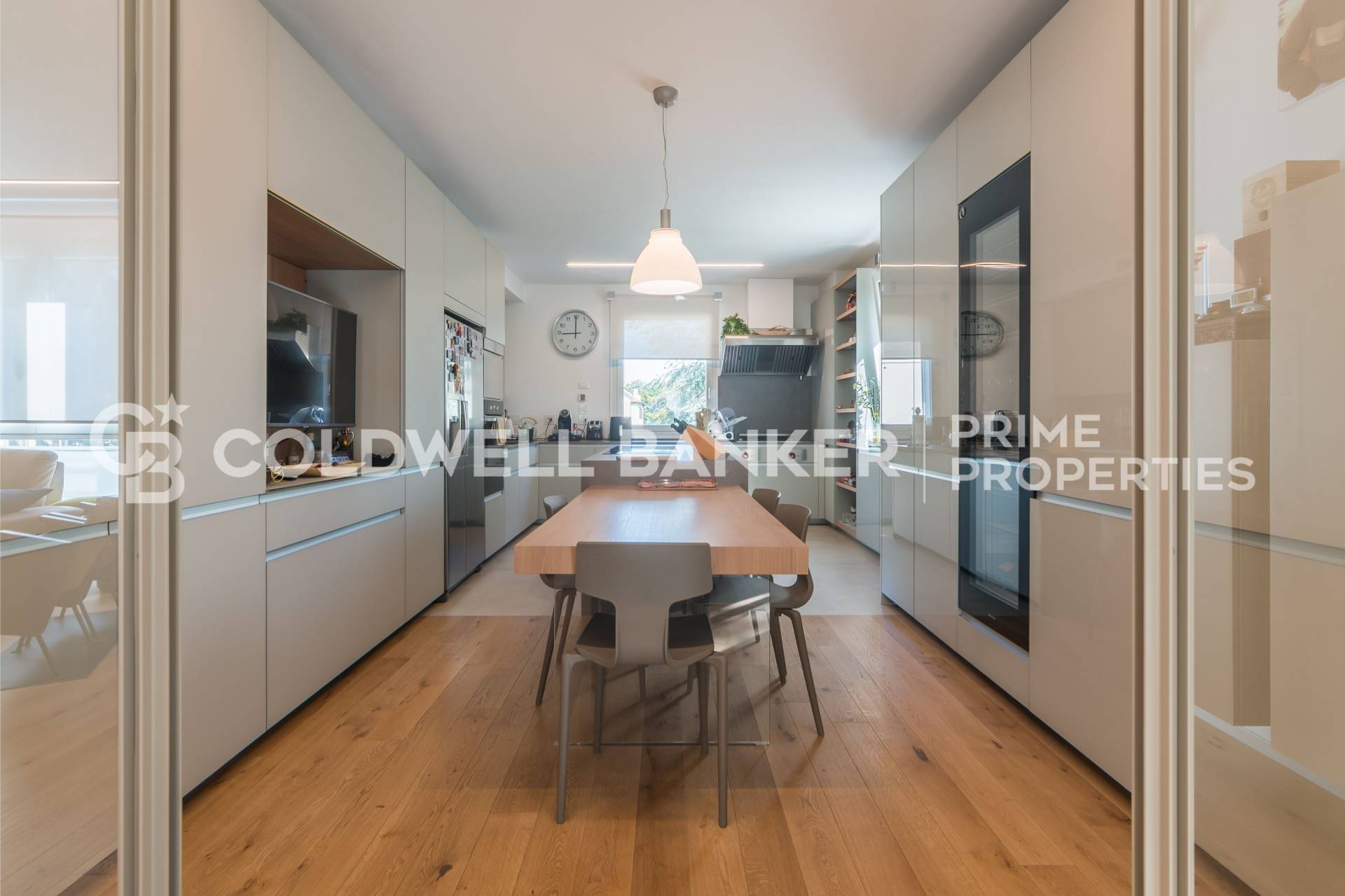 Pesaro, Pesaro e Urbino, 61100, IT, 3 Bedrooms Bedrooms, ,5 BathroomsBathrooms,Residential,For Sale,1837521