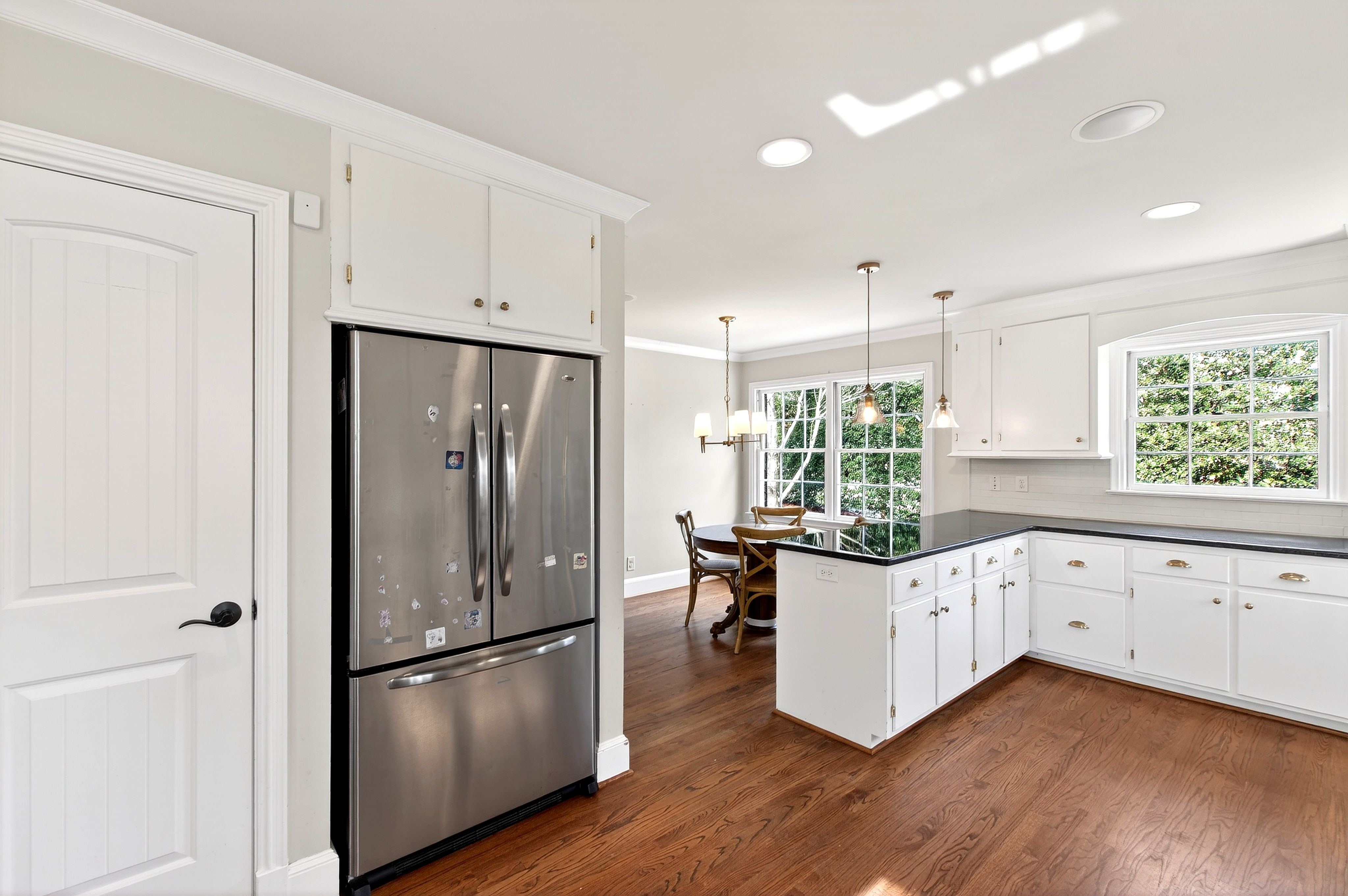  3620 Alamance Drive, Raleigh, NC 27609 - 物件實景