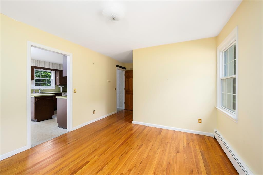 Hopewell Jct, New York, 12533, United States, 4 Bedrooms Bedrooms, ,4 BathroomsBathrooms,Residential,For Sale,1916399