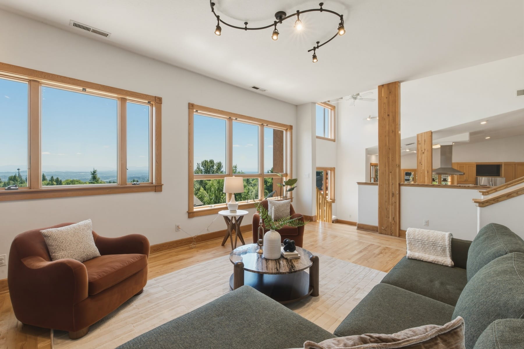  8 GARIBALDI ST Lake Oswego, OR 97035 - 物件實景