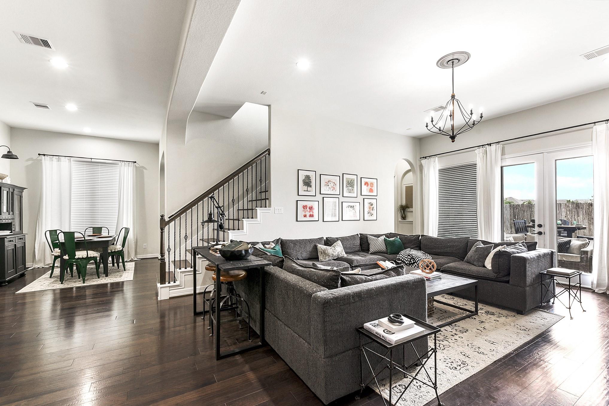 Katy, Texas, 77494, United States, 4 Bedrooms Bedrooms, ,5 BathroomsBathrooms,Residential,For Sale,1982893