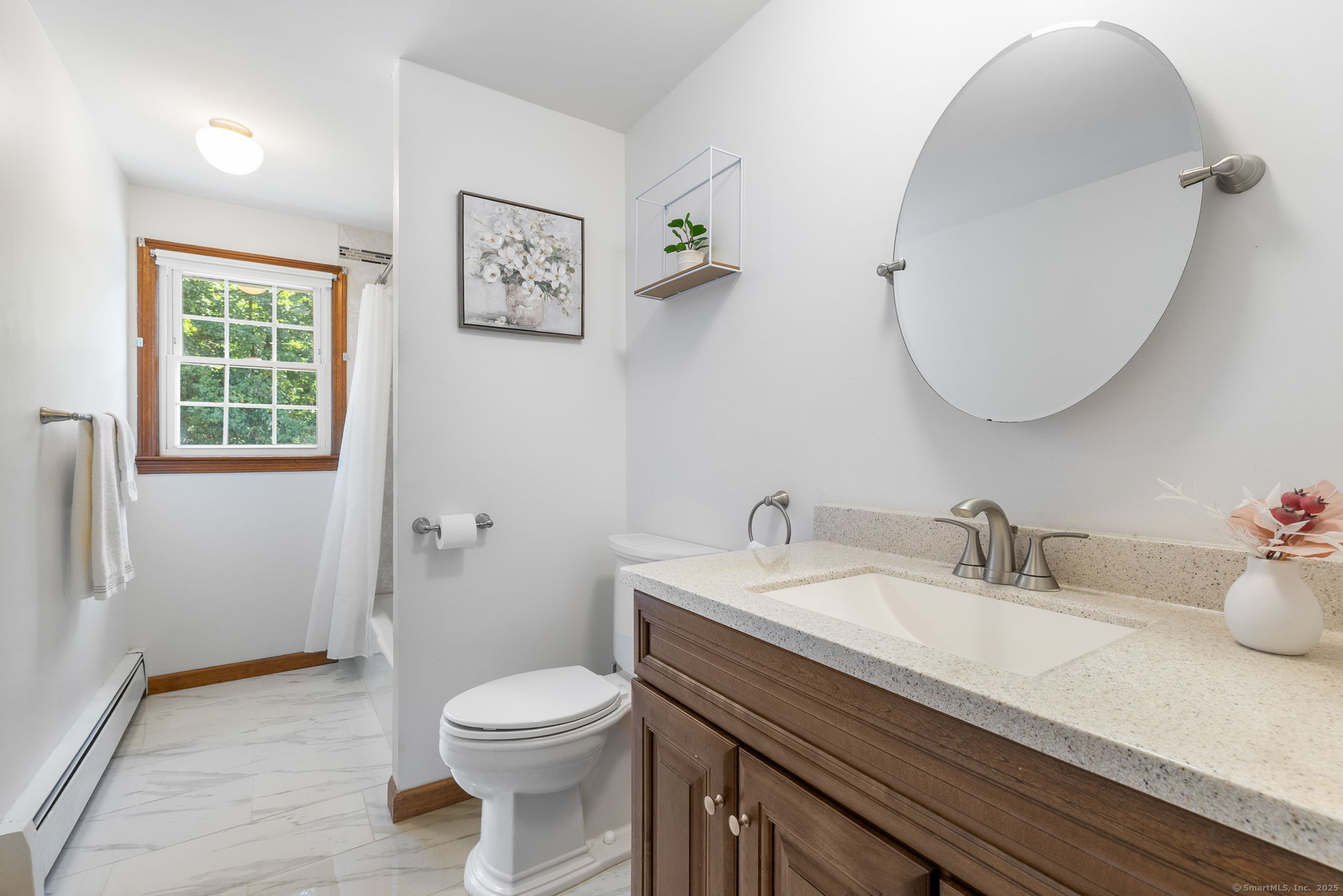 North Haven, Connecticut, 06473, United States, 5 Bedrooms Bedrooms, ,3 BathroomsBathrooms,Residential,For Sale,1956553