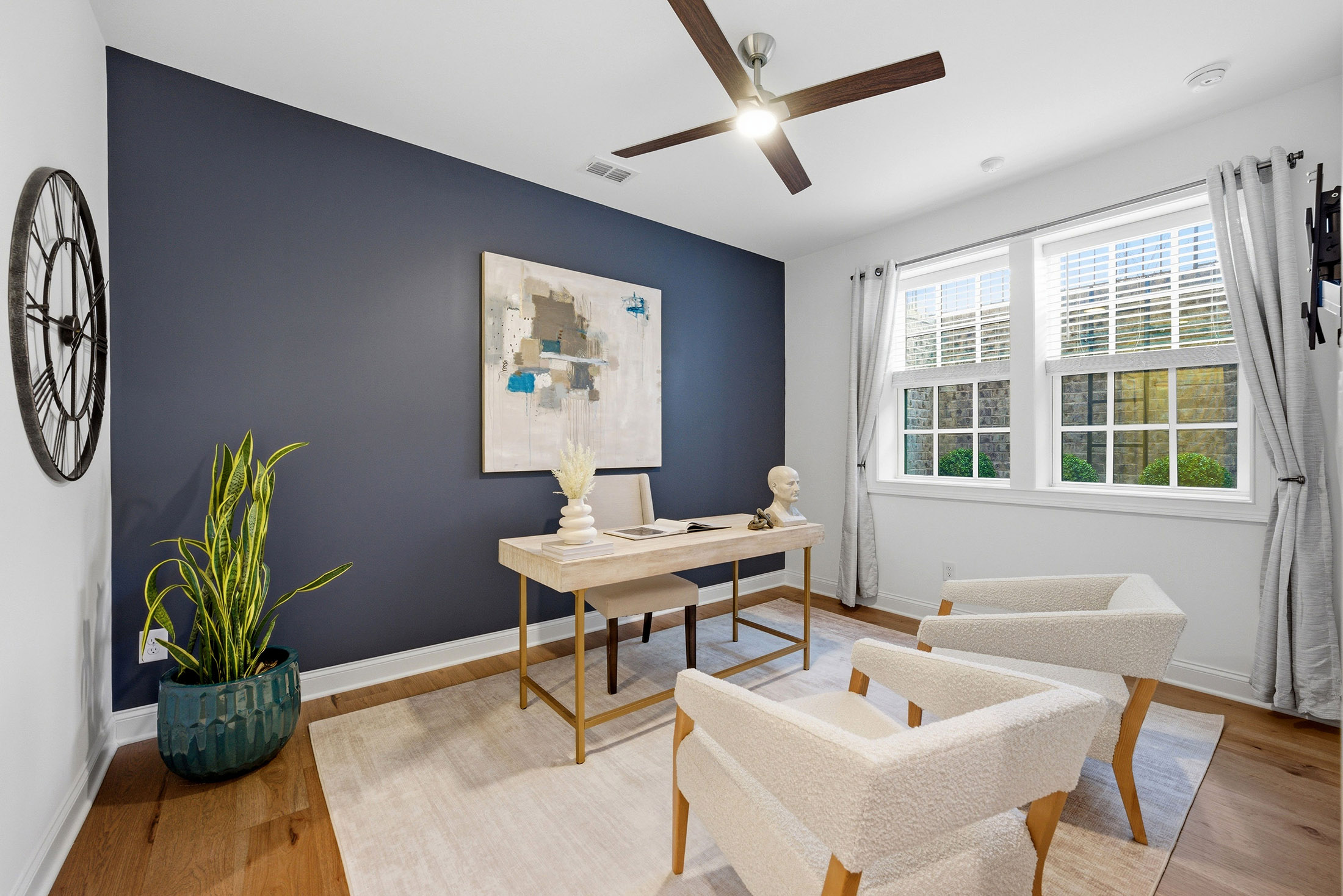 Location, Livability and Thoughtful Upgrades in a One-of-a-Kind Setting - 物件實景