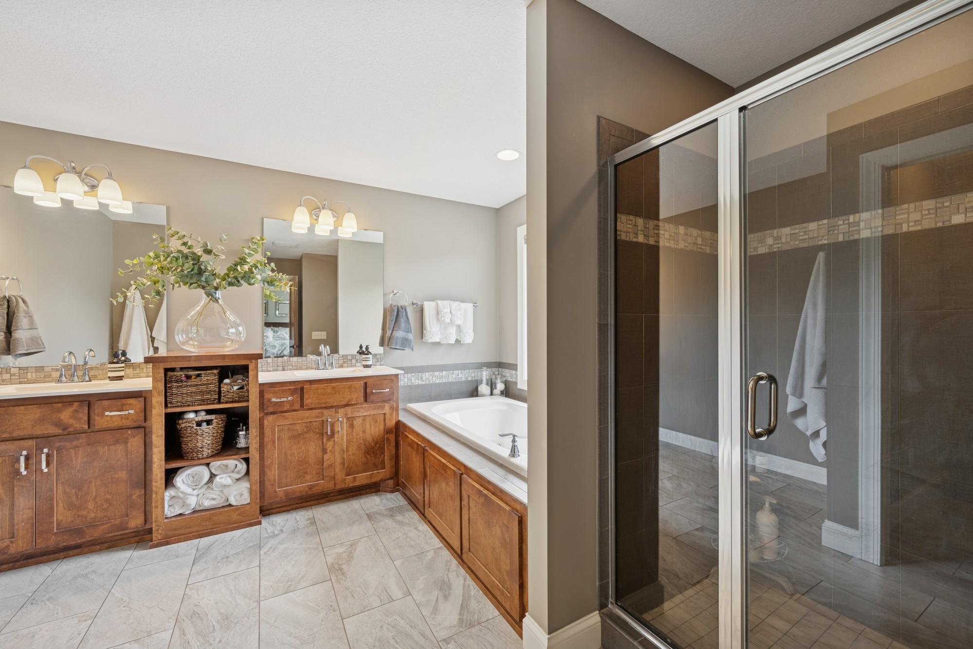 Brooklyn Park, Minnesota, 55445, United States, 5 Bedrooms Bedrooms, ,3 BathroomsBathrooms,Residential,For Sale,1991127