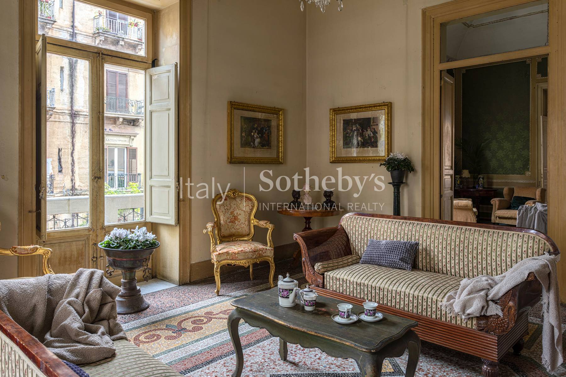  Elegant Art Nouveau–style apartment in Palermo - 物件實景